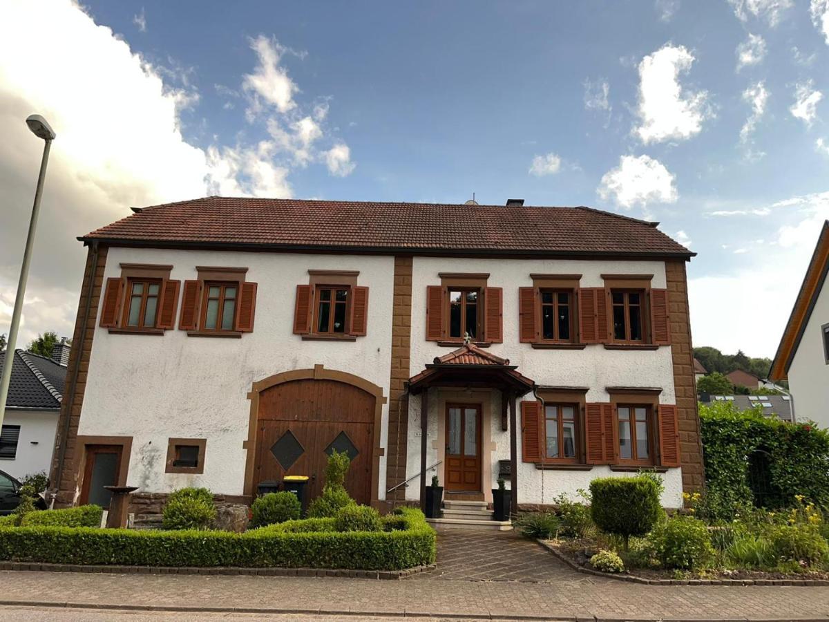 Ferienwohnung Goettert - Haus Erika Beckingen Exteriör bild